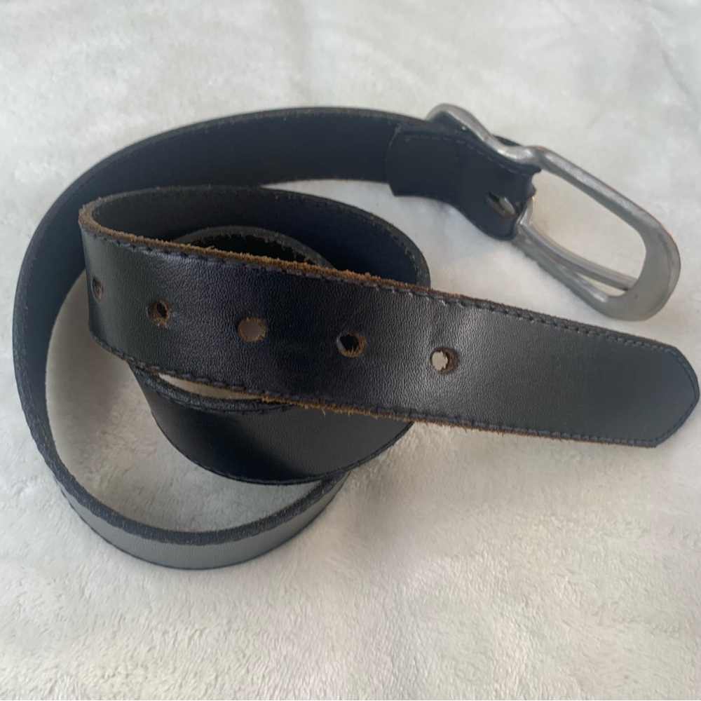 Levi’s Split Cowhide Black Belt - Made in USA - Large 30-34 - Picture 3 of 8